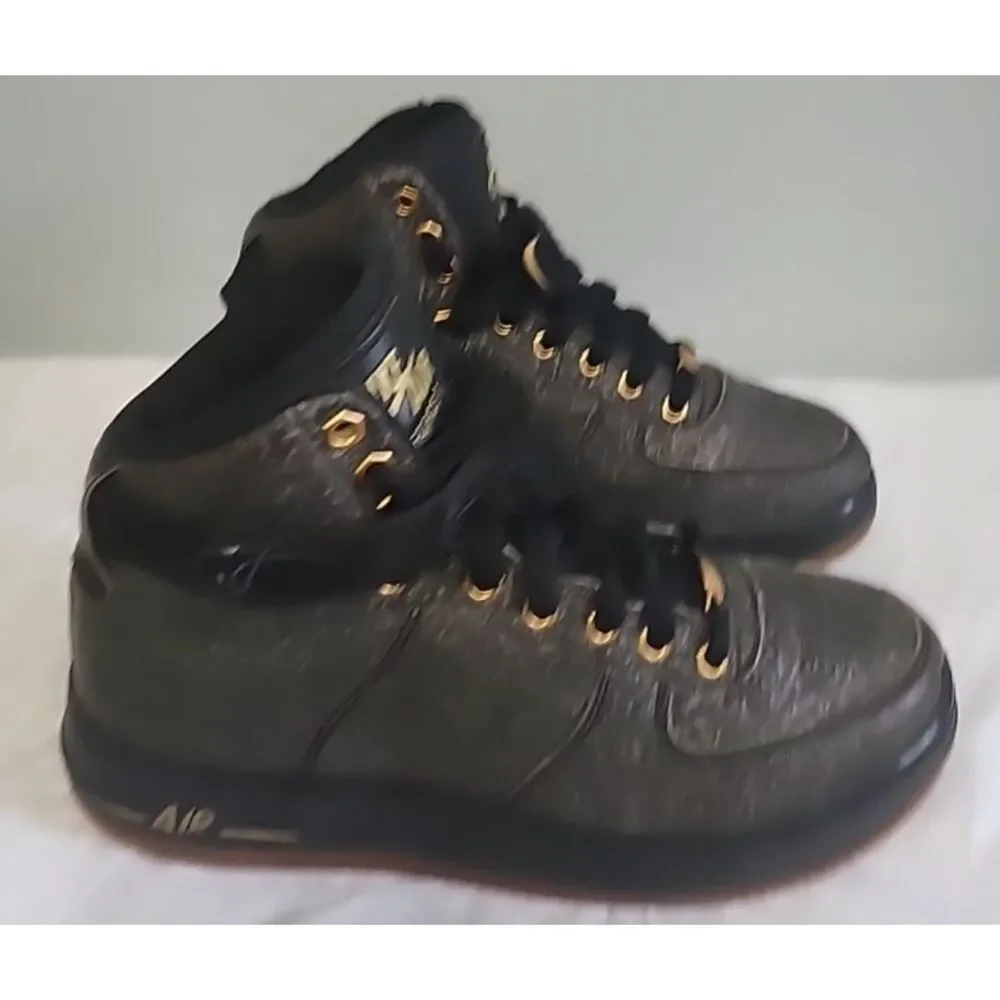 NIKE Air Force 1 Hi LV8 807617-007 Youth size 4.5‎  Gum Bottom Sneaker